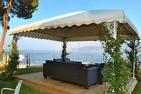 Sleeps 3 Pool Wifi *