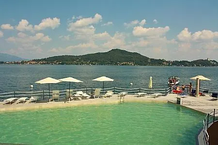 Sleeps 3 Pool Wifi